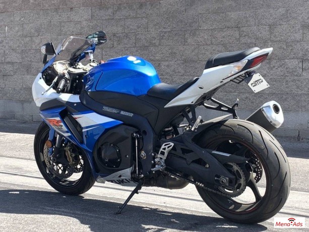 2017-suzuki-gxsr-big-2