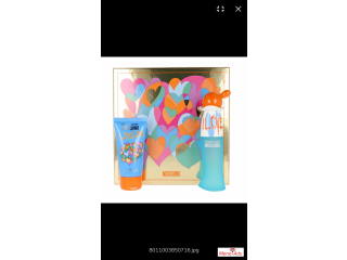 Moschino Cheap And Chic I Love Love Eau De Toilette Vaporisateur 30ml Coffret 2 Produits 2020