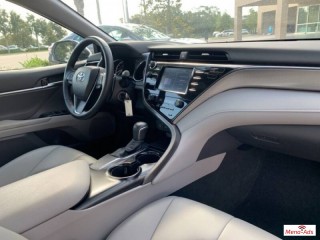 TOYOTA CAMRY 2019