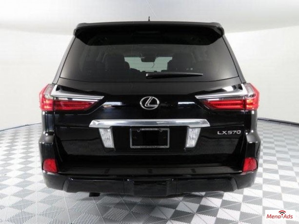 2017-lexus-lx-570-big-1