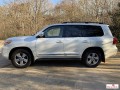 2014-toyota-land-cruiser-small-3