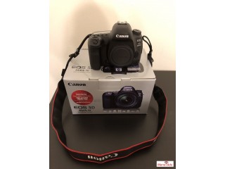 Canon EOS 5D Mark IV Digital SLR Camera