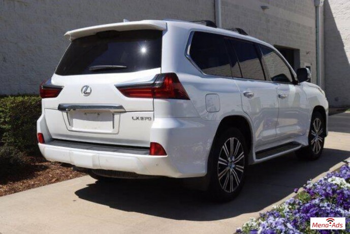 urgently-selling-used-2019-lexus-lx-570-suv-big-2