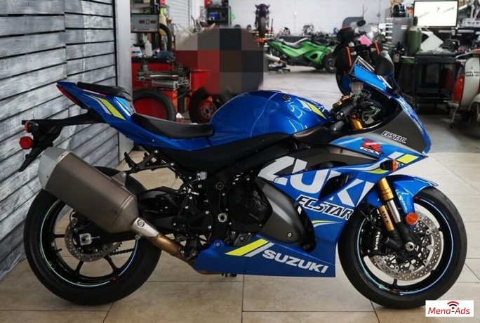 2018-suzuki-gsx-r1000rwhatsapp-13236413248-big-1