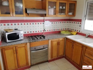 Location appartement avec trois chambres par nuitée à Tunis route la marsa meubl