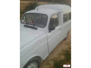 Renault 4l propre à vendre